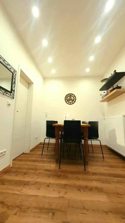 Frankes City Sleep Apartment, 6 Einzelbetten Velbert Dış mekan fotoğraf